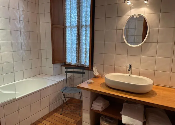 110m2, Lits Faits Linge Fourni, Plein Centre, Wifi Lejlighed *